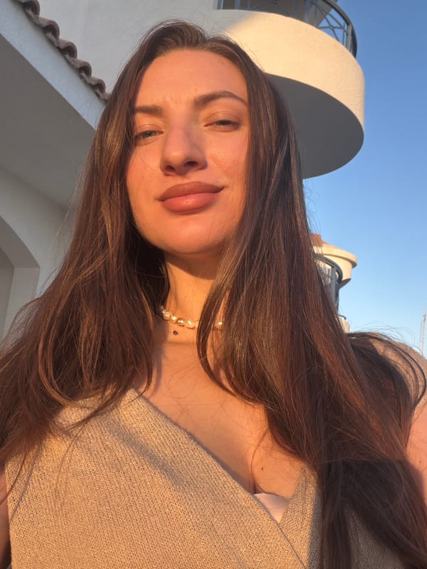 Sunset selfies at Sharm El Sheikh, golden hour light