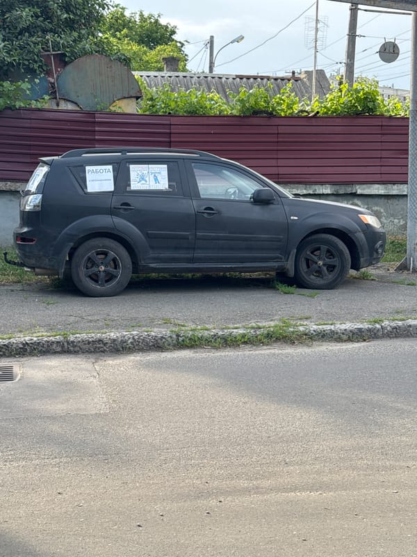Witness documents everyday scenes across Odesa neighborhoods in 12-minute span