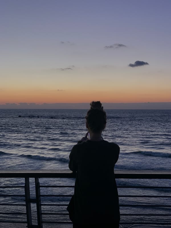 Tel Aviv evening scenes captured across beach and streets