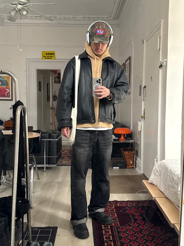 Man Takes Mirror Selfie in NYC Residence