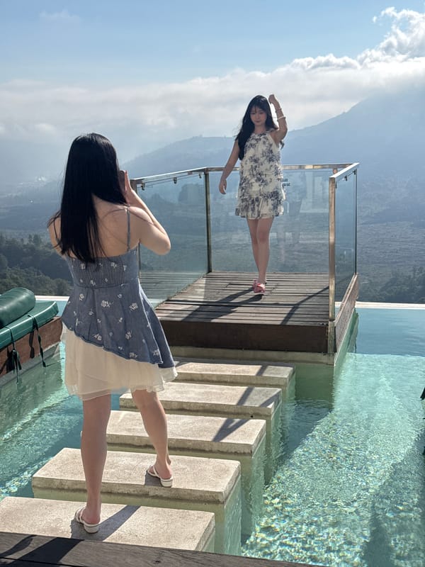 Afternoon downtime at a Kintamani highland venue