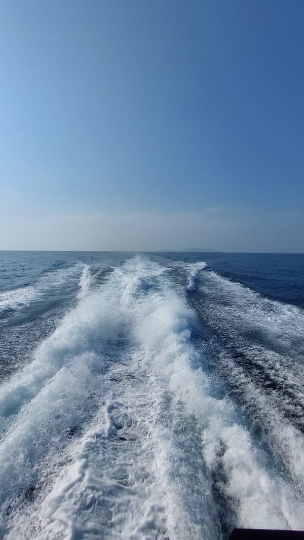 Boat journey captured in waters off Ko Tao, Thailand