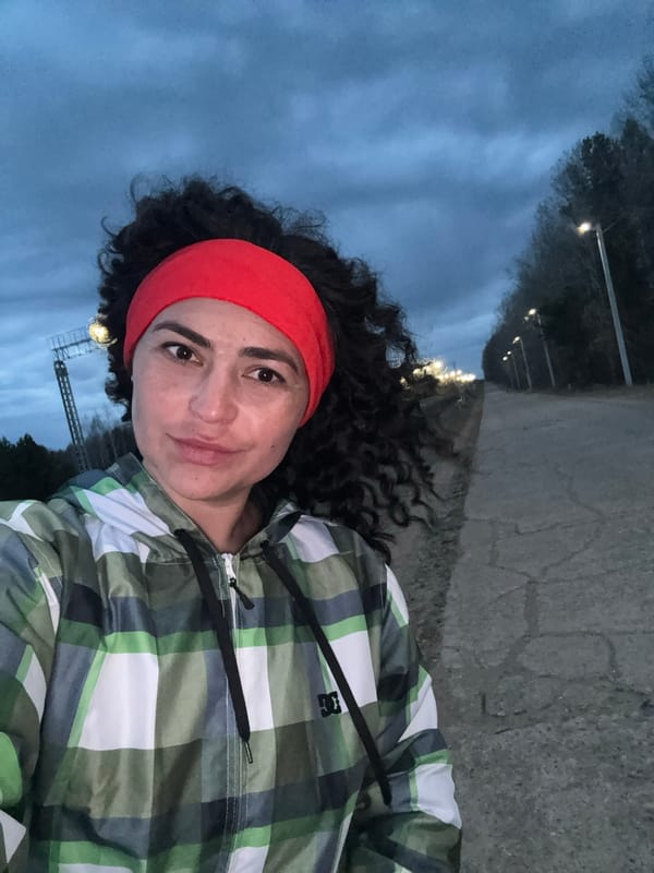 Evening selfie and bike ride captured in Kauchuk Stantsiya