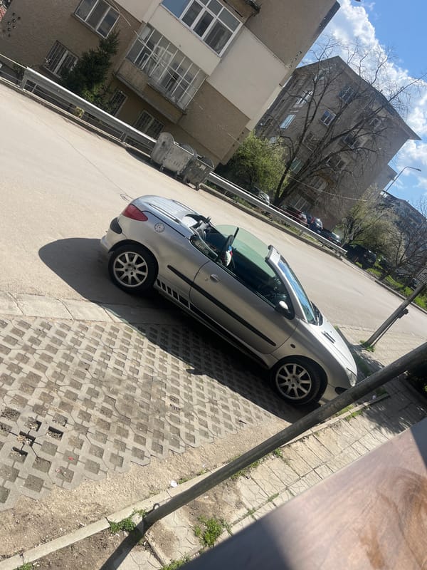 Morning street life captured in Veliko Tarnovo, Bulgaria