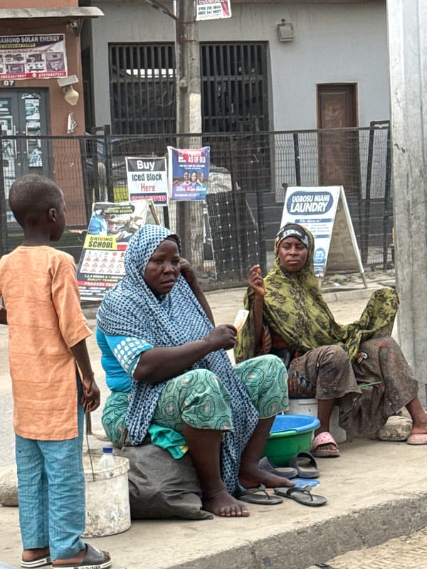 Street gatherings observed in Lekki, Lagos during morning hours