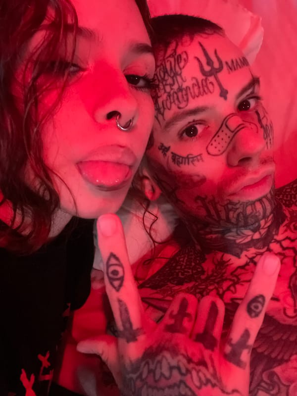 Intimate photos captured in Buenos Aires early morning hours