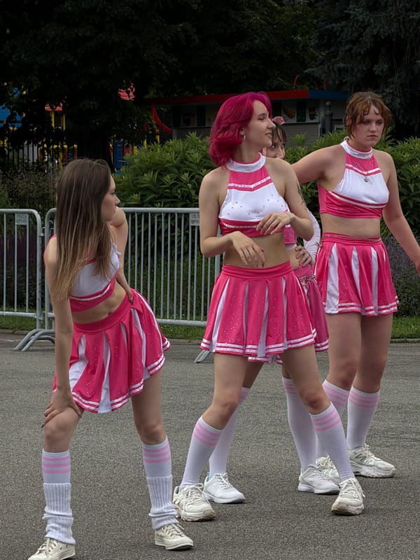 Cheerleader group, park wildlife, and street life in St. Petersburg