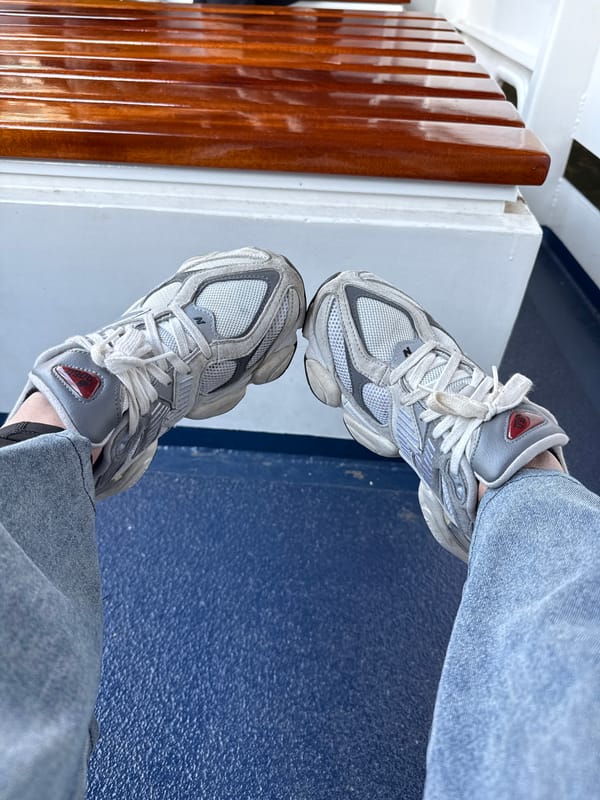 Chicago resident documents New Balance sneakers in casual street photography