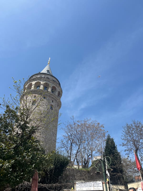 Morning walk through Beyoğlu district captures Istanbul street life