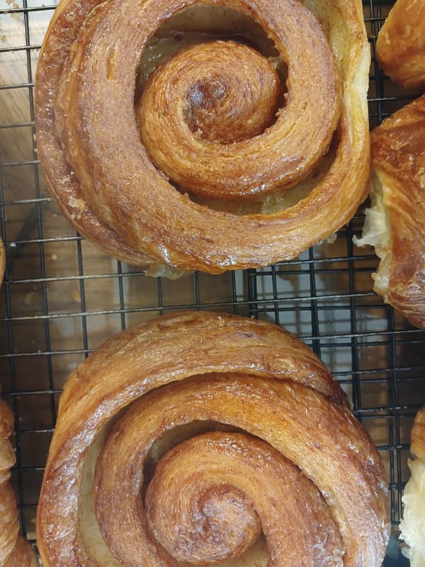 Afternoon scenes from Buenos Aires bakery and street life