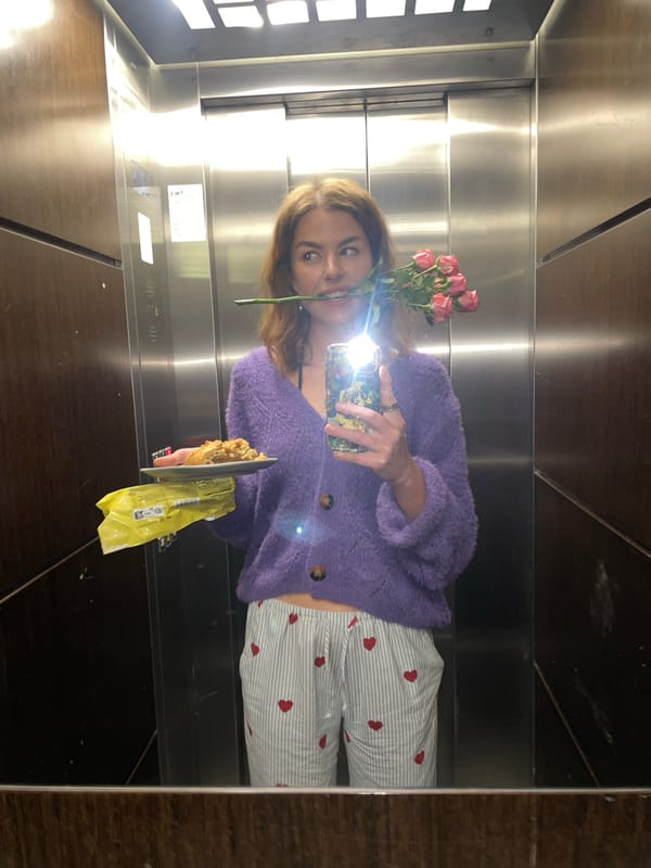 Woman captures casual moments in Boreti elevator selfies