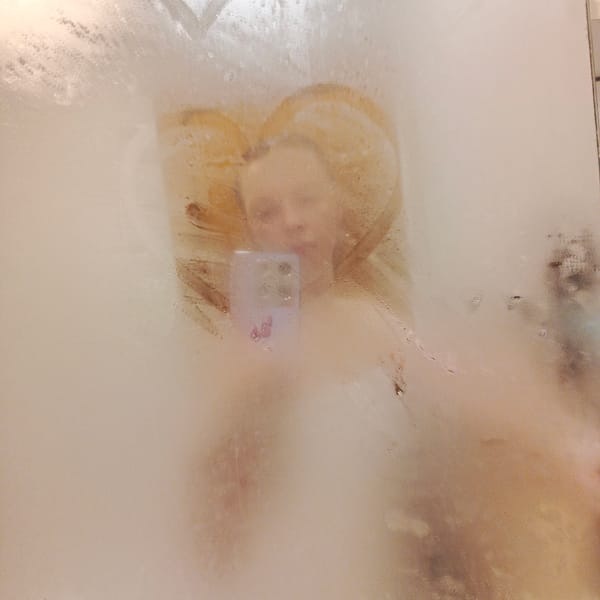 Personal moments captured across Chaikovsky, Russia in 23-minute span