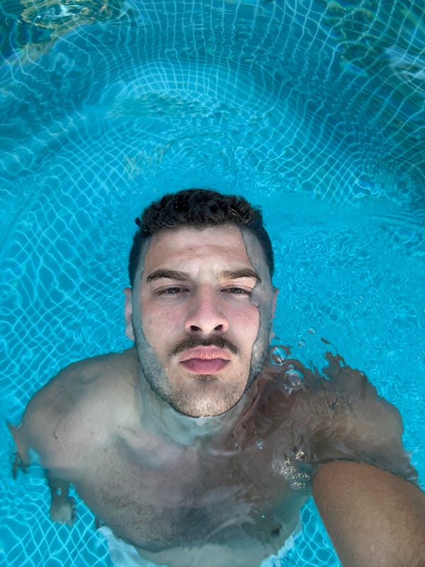 Man spotted at pool, bathroom in San Salvador evening