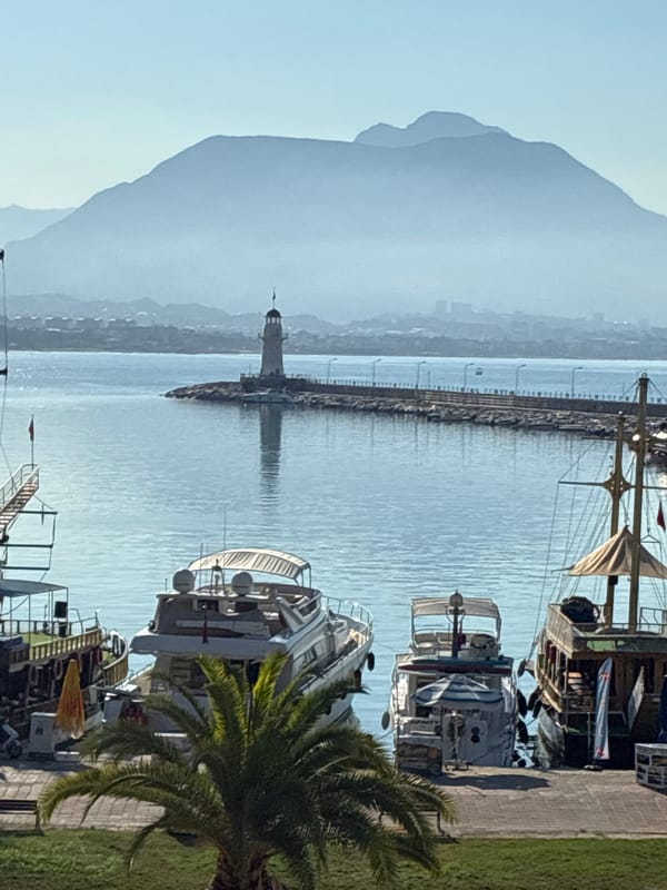 Street-level and harbor scenes from a sunny Alanya morning
