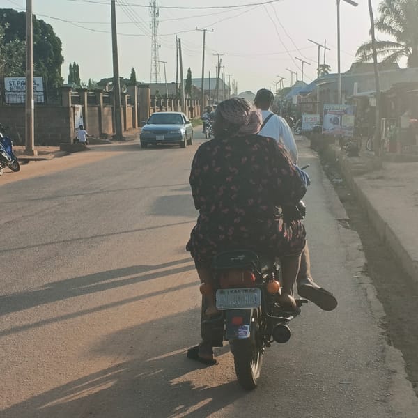 Ordinary street life moments captured in Rido, Nigeria