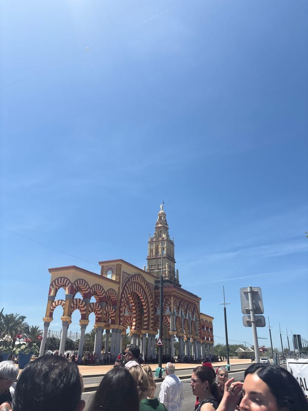 Tourist captures iconic Feria gateway architecture in Córdoba