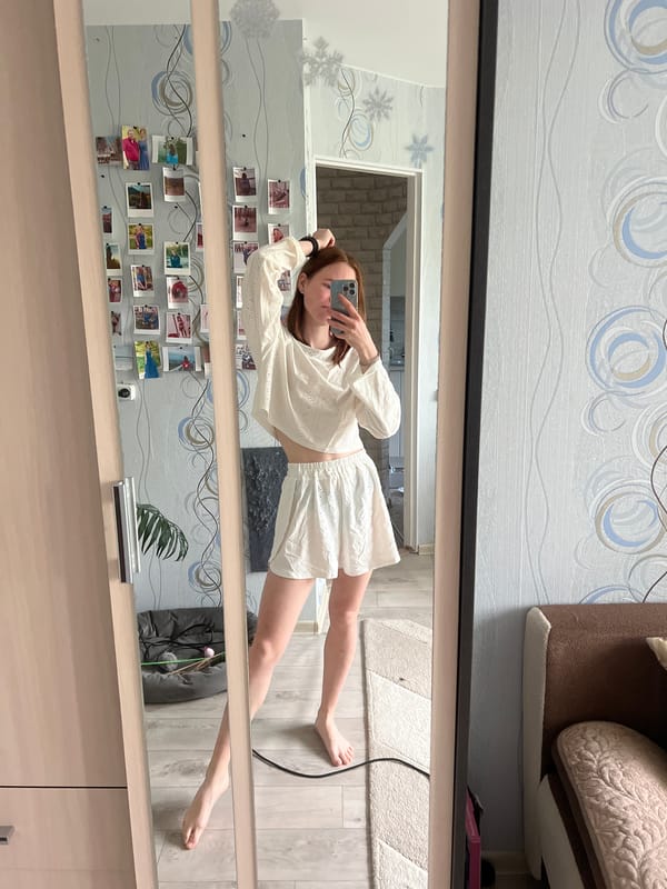 Morning moments: selfies, cats, and rain in Chaikovsky