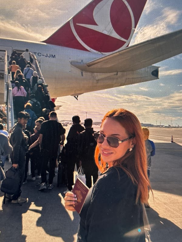 Everyday moments captured across Istanbul's Kâğıthane district Thursday morning
