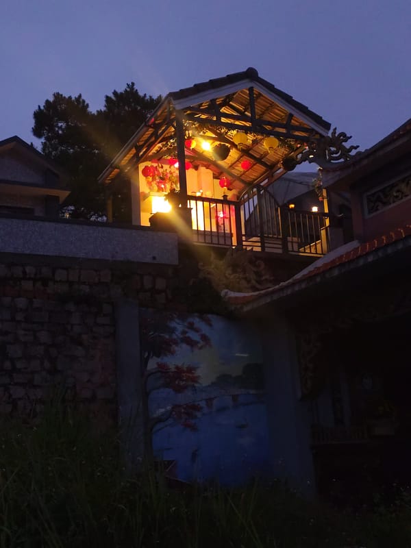 Rural Vietnam scenes captured after rain in Lạc Dương