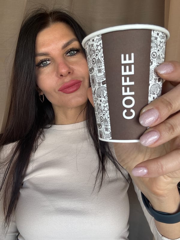 Woman spotted with coffee, taking selfies in Perm