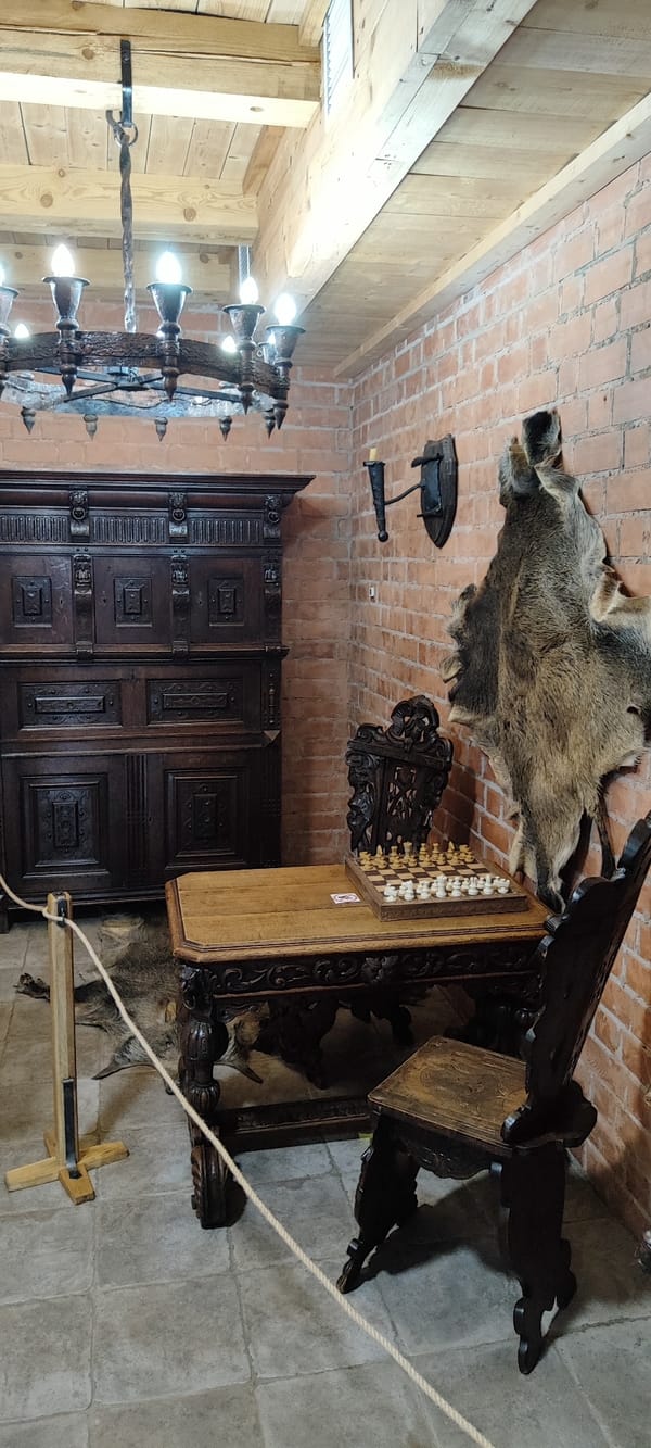 Inside and around Lida Castle's medieval grounds and park
