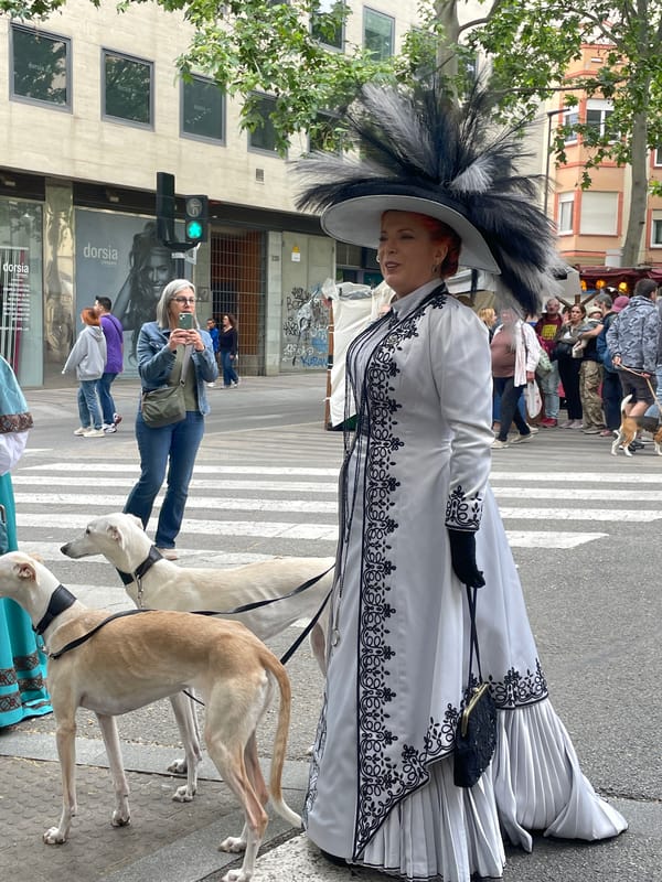 Victorian costume event takes place on Terrassa streets
