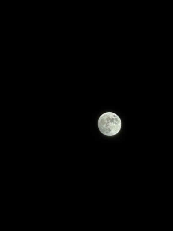 Full moon captured on video in Markovo, Russia