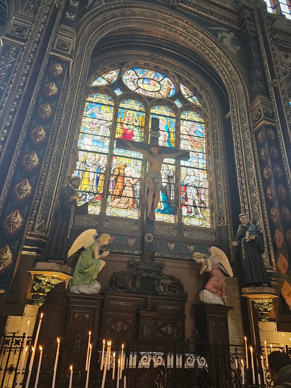 Tourist documents Gothic architecture at Paris religious sites