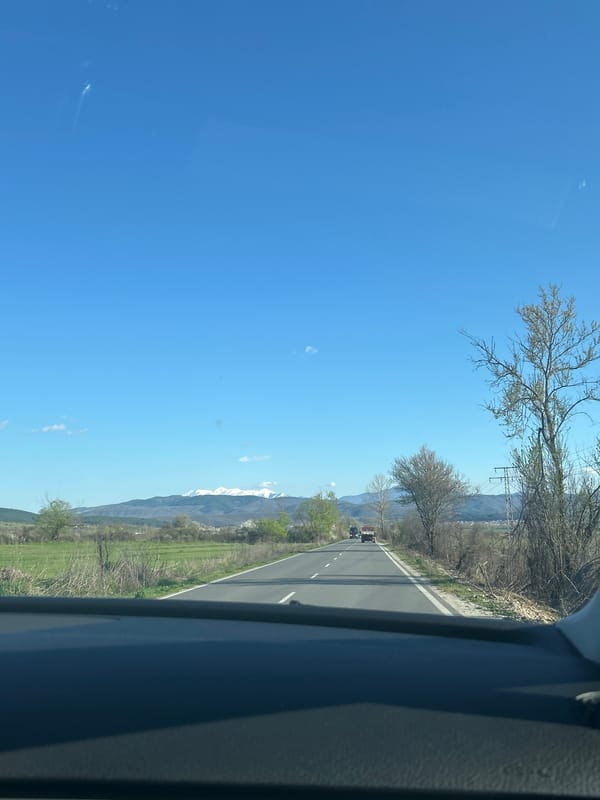 Normal traffic flow observed on Bulgarian road