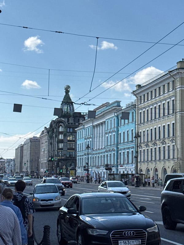 Street-level tour of Nevsky Prospekt's landmarks in St. Petersburg
