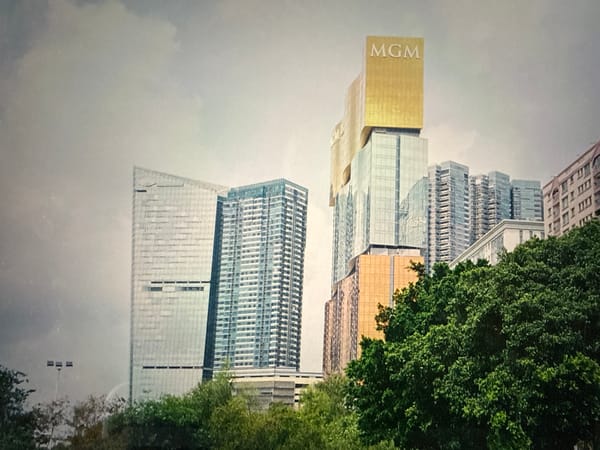 Almaty witness documents mixed urban scenes over seven minutes