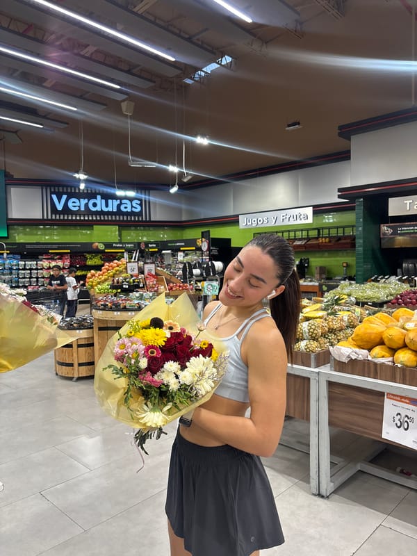 Late night grocery shopping captured in Santa Clara Ocoyucan