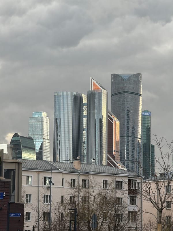 Moscow's architectural contrasts captured in afternoon urban observation