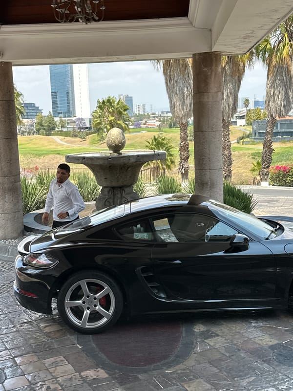 Visitor documents building tour, beverage preparation in Tlaxcalancingo