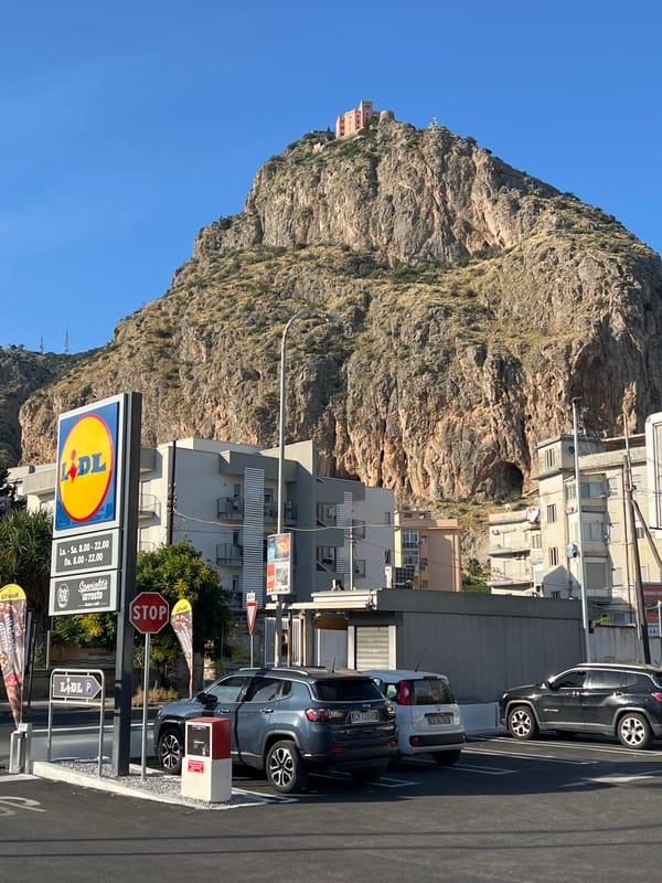Street scenes and mountain views around Palermo