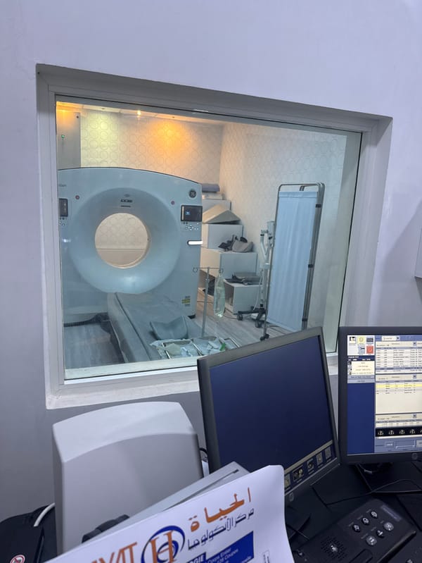 Healthcare workers document foggy workday at Meknes clinic