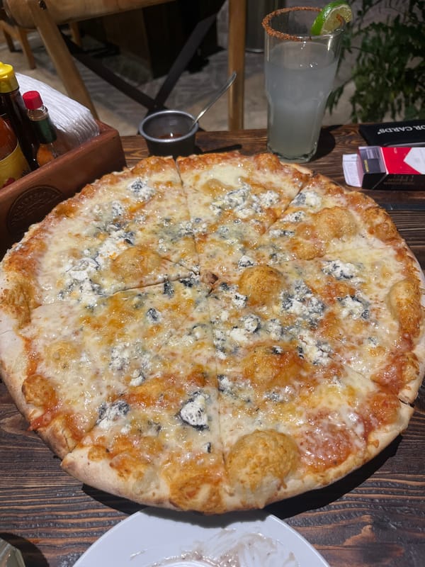 Late-night restaurant dinner documented in San Andrés Cholula, Mexico