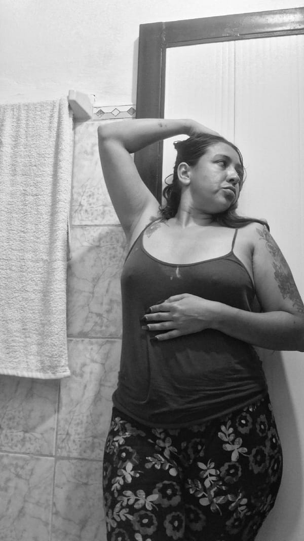 Late-night snapshots from a home in Vallecito, Venezuela