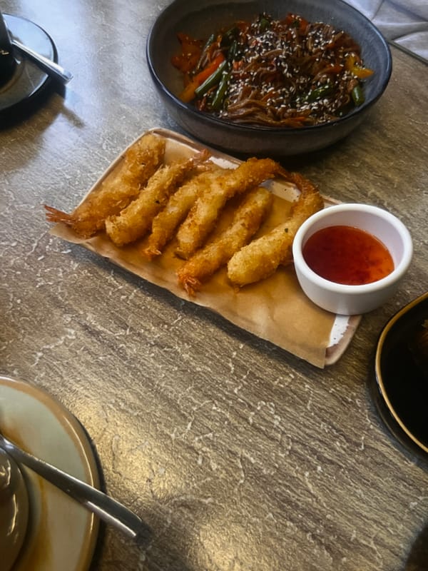 Fried food and pine forest scenes from a single afternoon