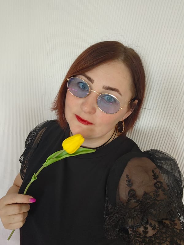 Photo session and casual moments captured in Chaikovsky, Russia