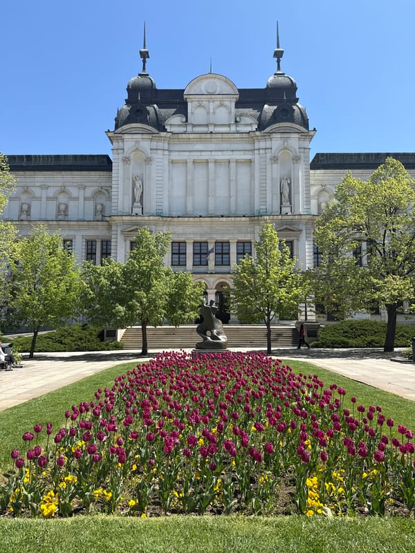Tourist captures Sofia landmarks under clear skies