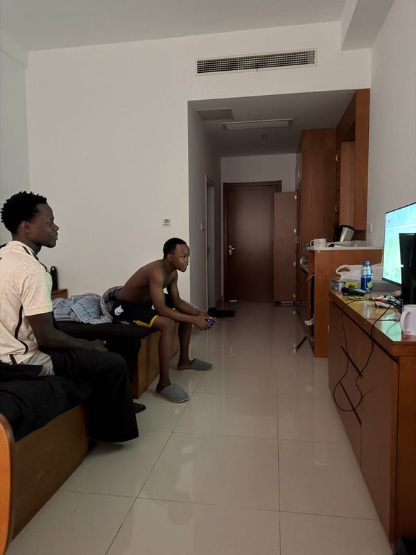 Campus life documented at international college in Jiangning District