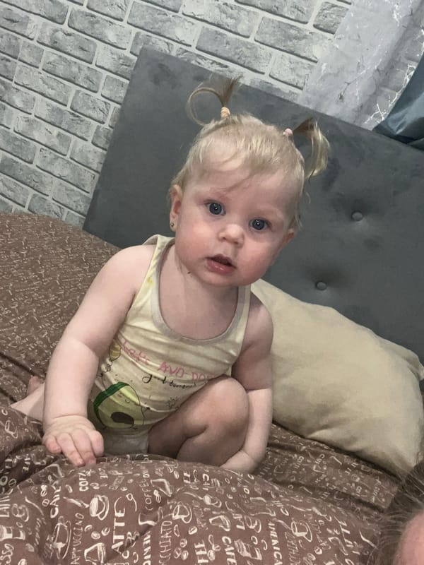 Family captures everyday moments with toddler in Russian home