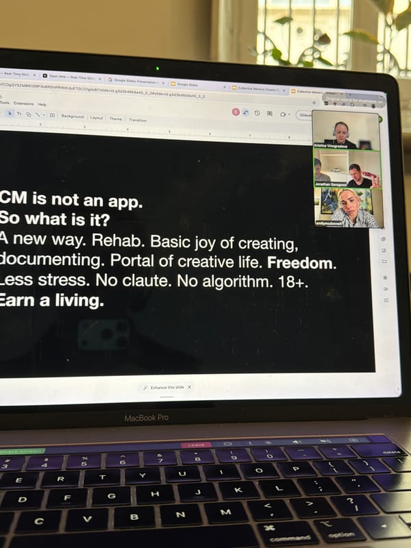 Google Slides presentation about Collective Memory viewed in Como