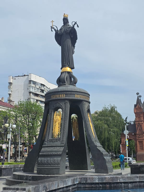 Morning documentation of Krasnodar landmarks and streetscapes