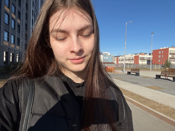 Early morning selfie documentation session in Saint Petersburg