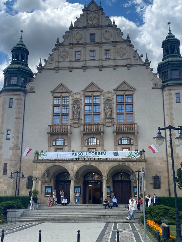 Summer afternoon drifting through Poznań's parks and landmarks