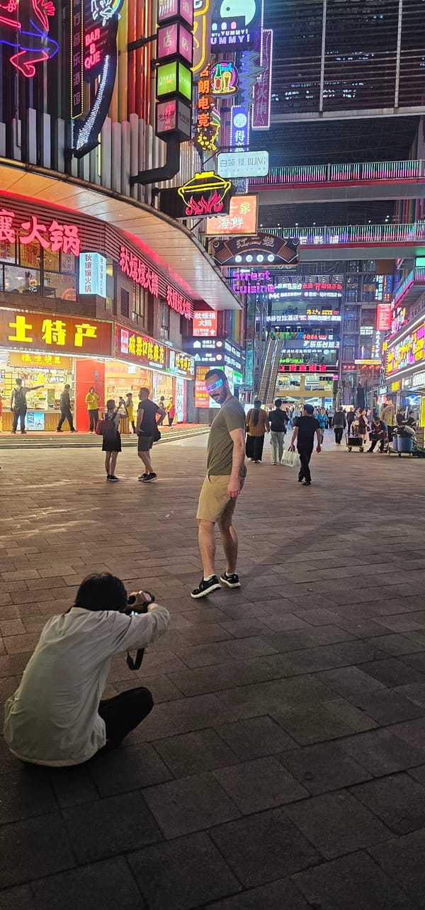 Nighttime street life documented in Yuzhong District, China
