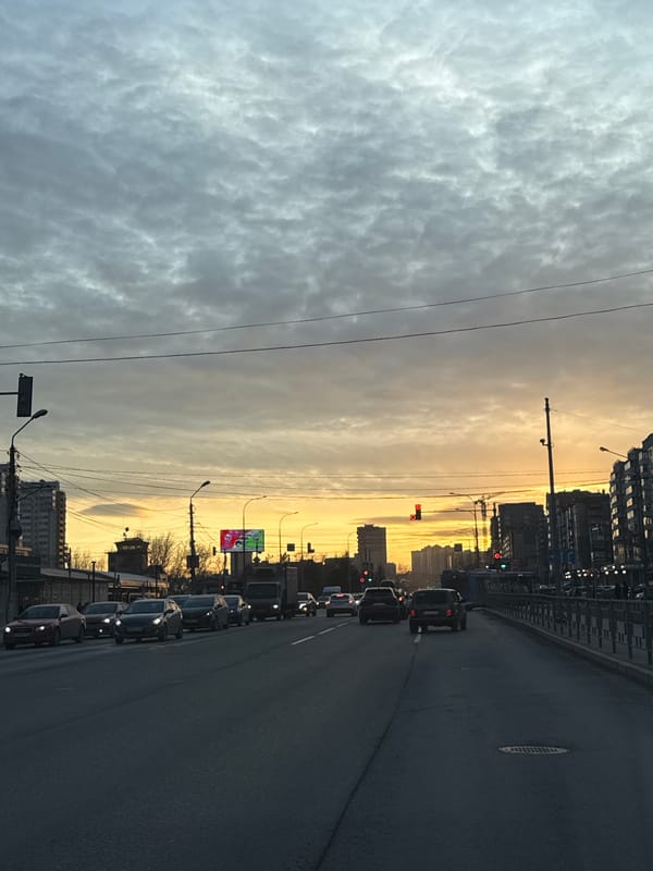 Rush hour traffic builds in Krasnoyarsk during evening commute