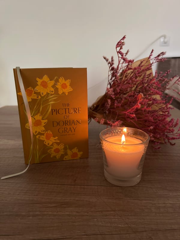 Candles, Wilde, and a meditation moment in Sofia